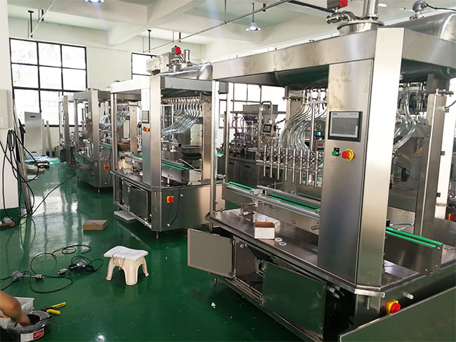 果汁果醬灌裝機設備展示