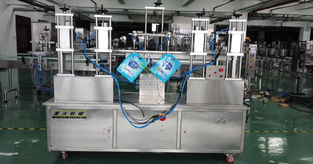 ��������b���w�C,�������������b���w�C